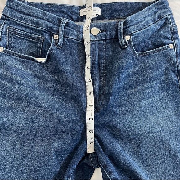 Good American Good Legs Raw Hem Jeans 8/29 - Picture 11 of 12